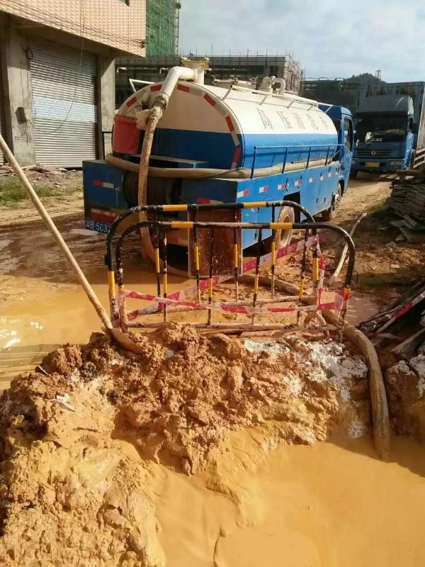 巴塘工地淤泥清淤