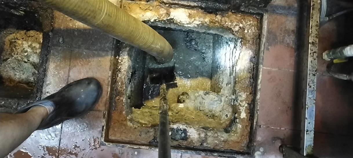 巴塘化油池清理-污水池清掏