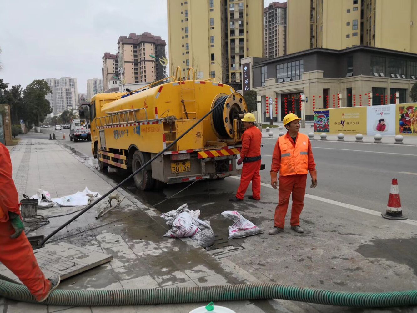 巴塘排污管道清淤-管道清洗
