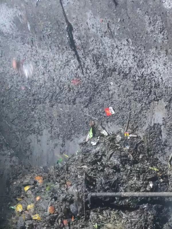 巴塘污水池清理